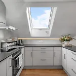70 Qm Design-wohnung - 1,5 Baeder, Klimaanlage Und Ausblick 아샤펜부르크