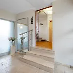 70 Qm Design-wohnung - 1,5 Baeder, Klimaanlage Und Ausblick 아파트