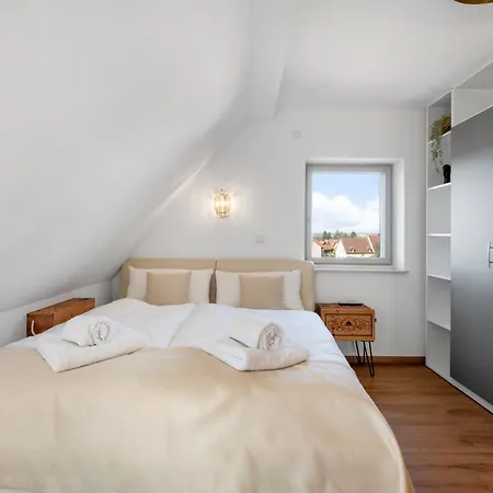70 Qm Design-wohnung - 1,5 Baeder, Klimaanlage Und Ausblick Lejlighed Aschaffenburg